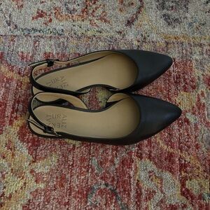 Naturalizer Banks Slingback in Black Leather